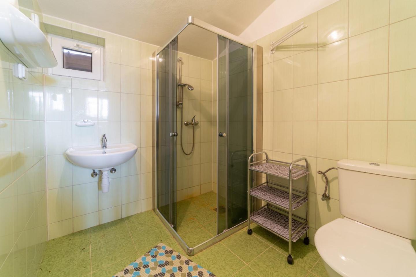 Rekreacni Chata Val Veseli nad Luznici Luaran gambar